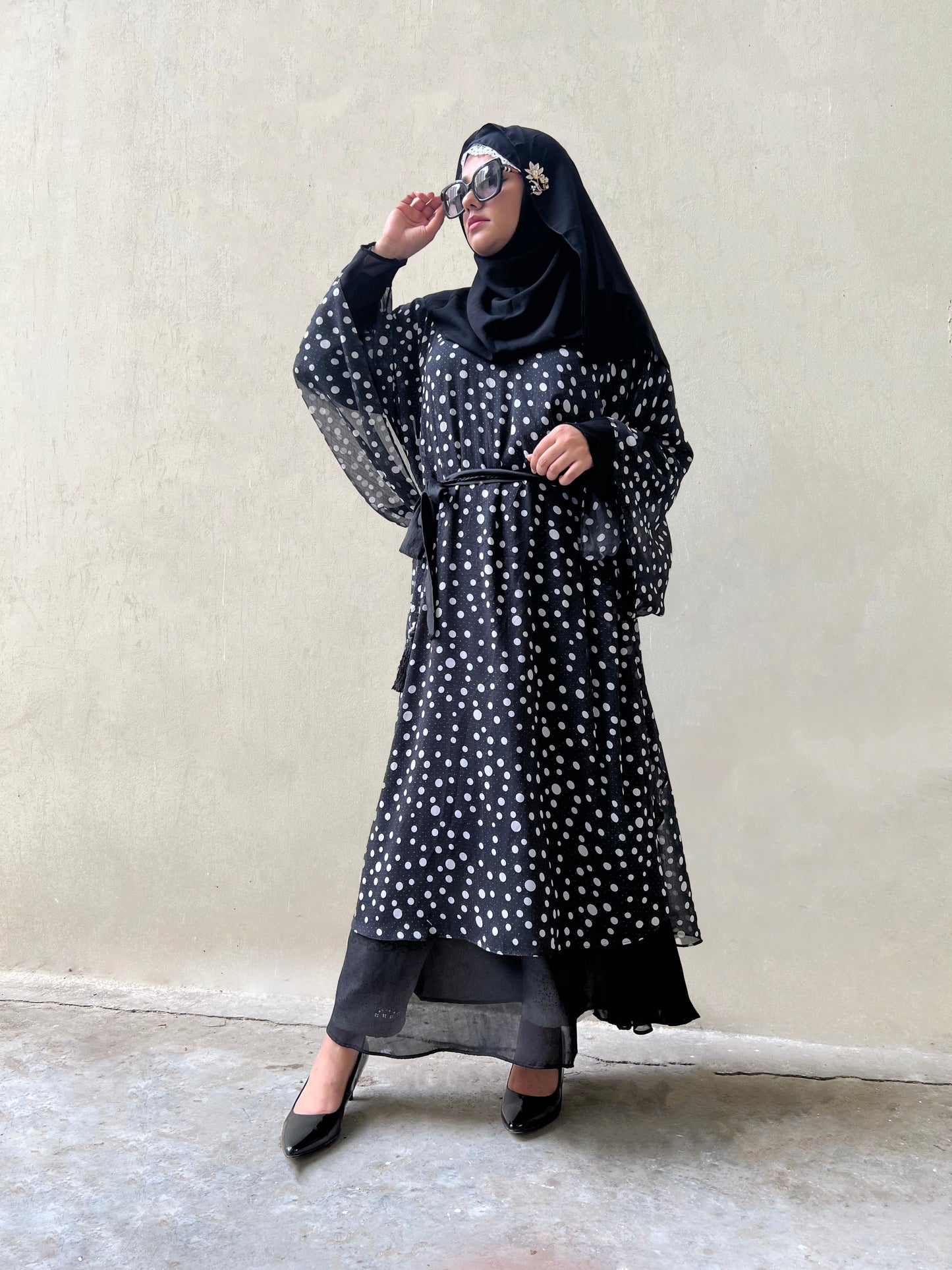 Cyra Abaya
