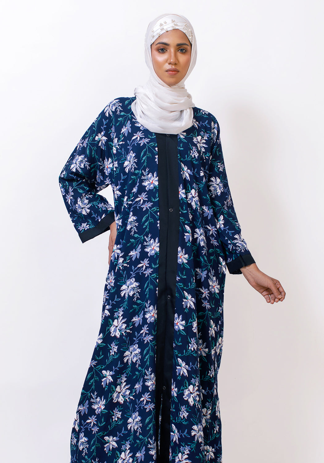 Anabia Abaya