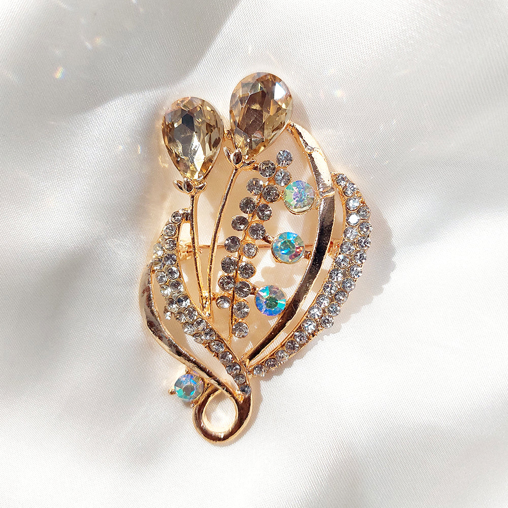 Savaana Brooch