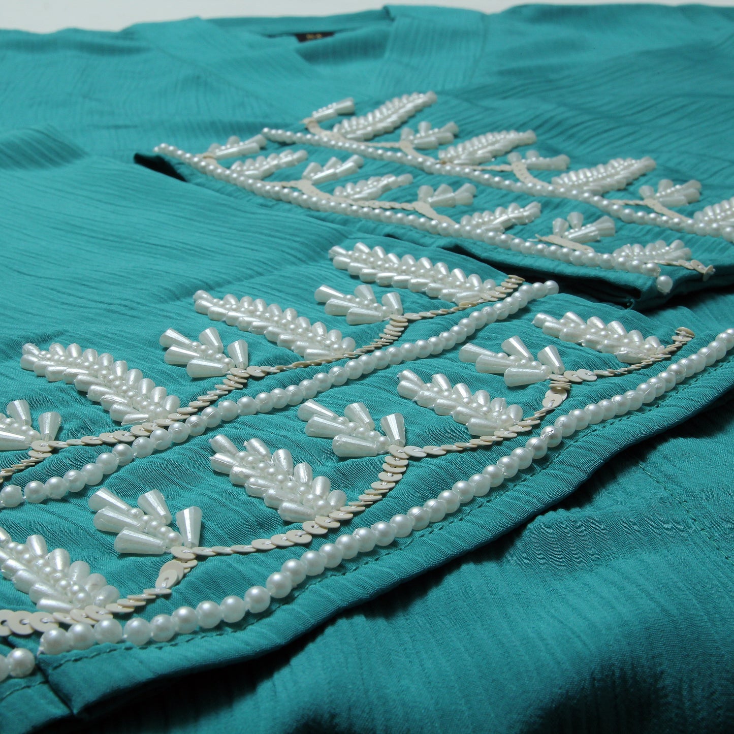 Sea Breeze Finesse Abaya - Signature