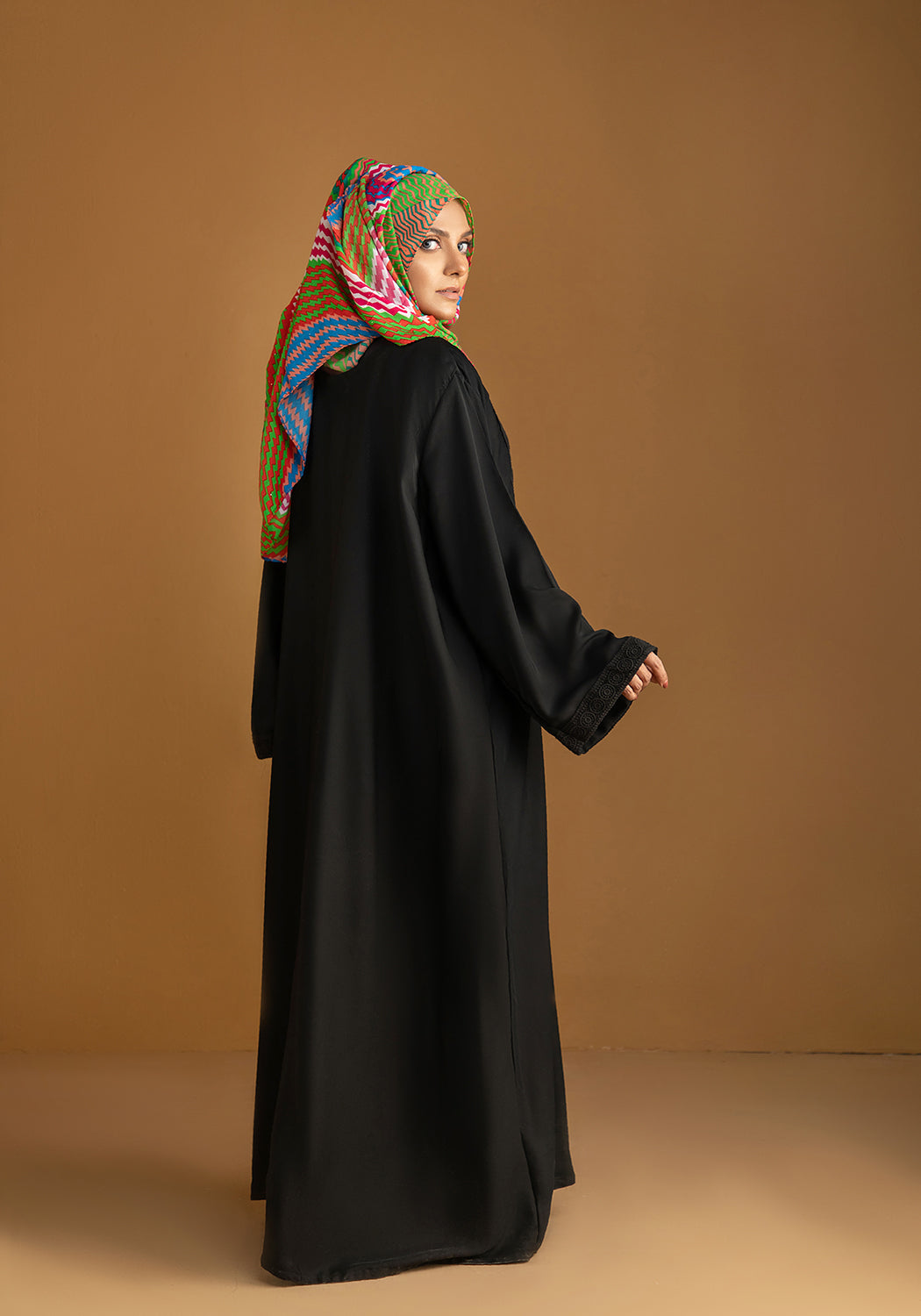 Baigum Abaya