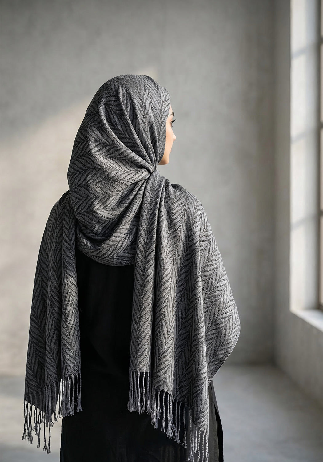 Palm Leaf Cashmere Hijab - Charcoal