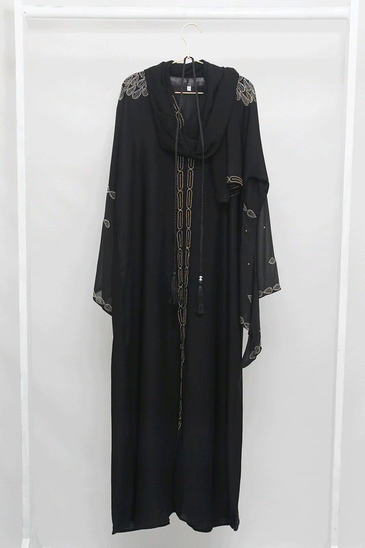 Nasreen Abaya
