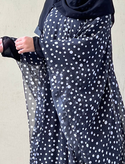 Cyra Abaya