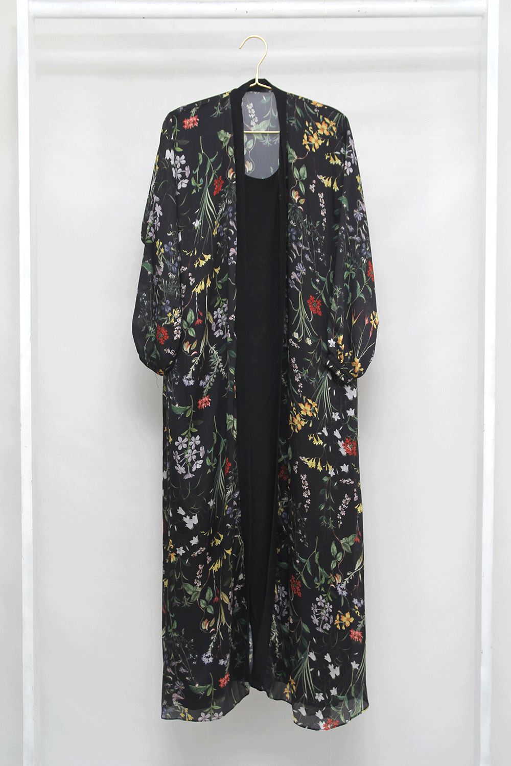 Noor Abaya