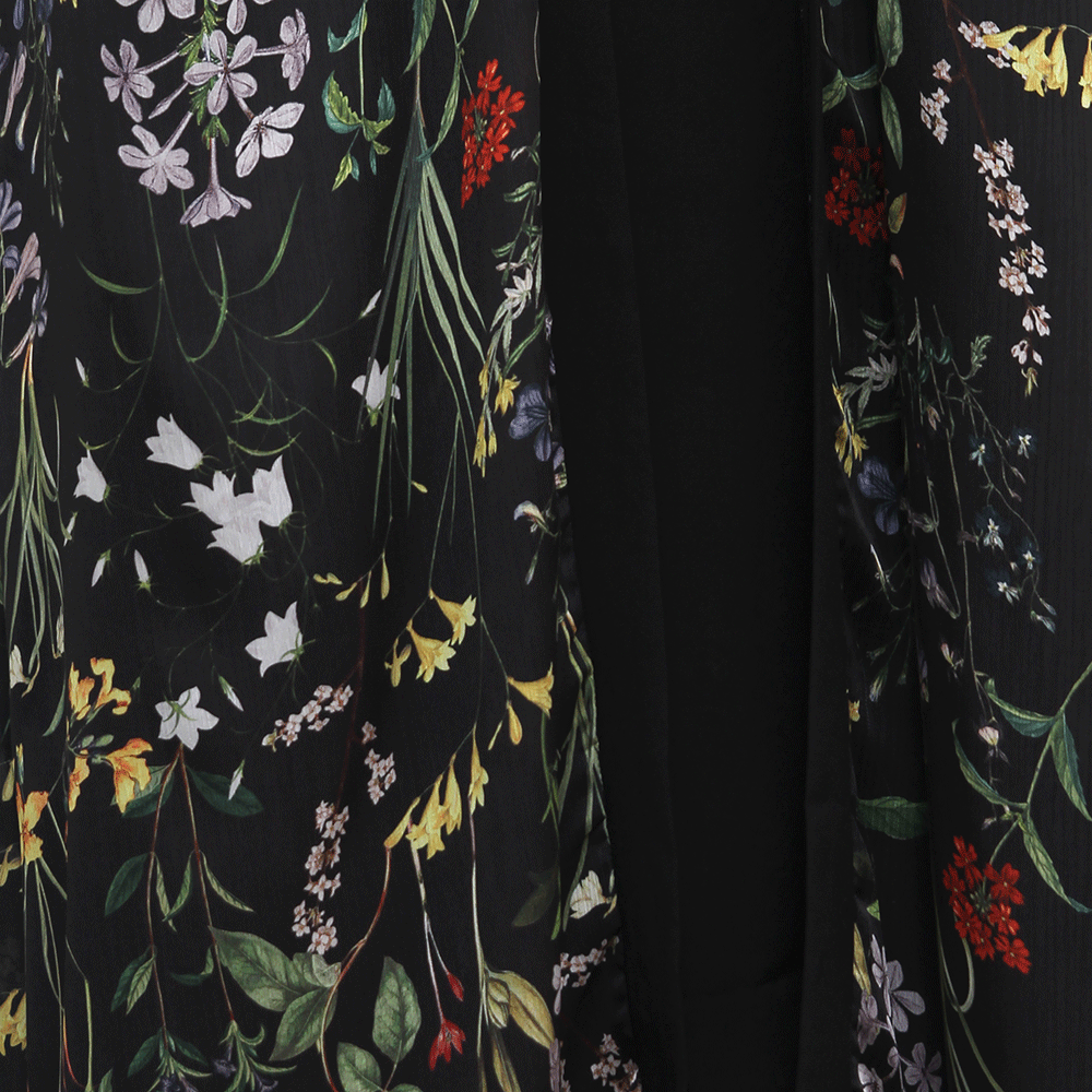 Noor Abaya