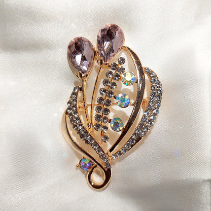 Savaana Brooch