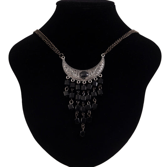 Half moon Necklace