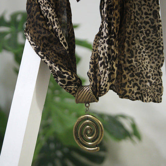 Leopard Pendant Necklace Hijab